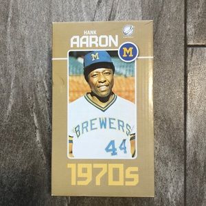 Hank Aaron bobble head
